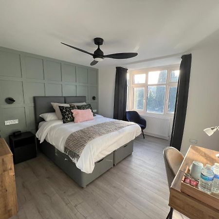 United Home B&B Salford  Esterno foto