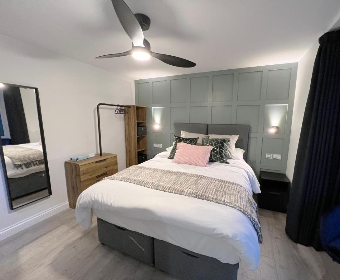 United Home B&B Salford  Esterno foto