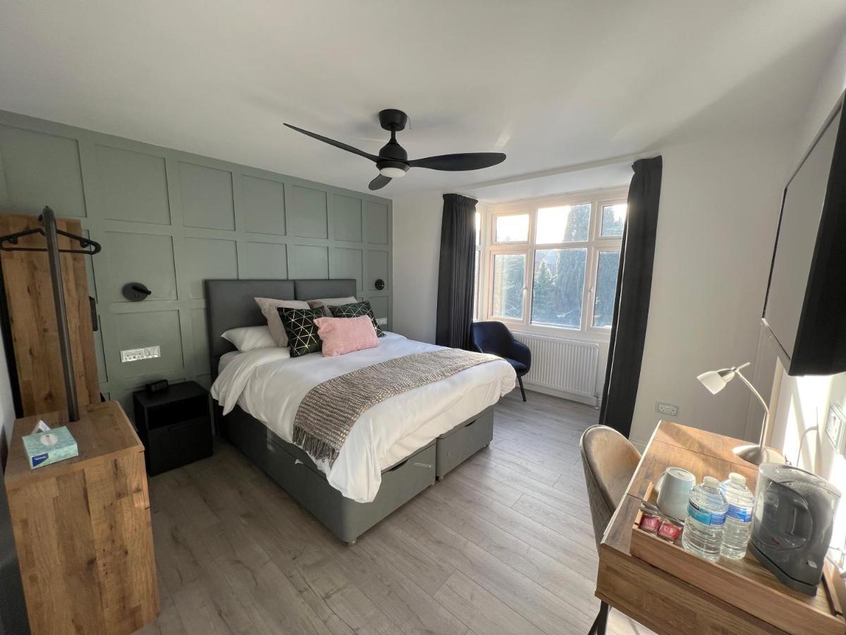 United Home B&B Salford  Esterno foto