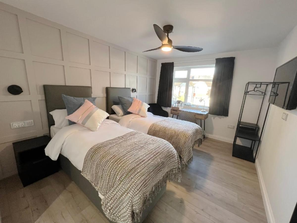 United Home B&B Salford  Esterno foto